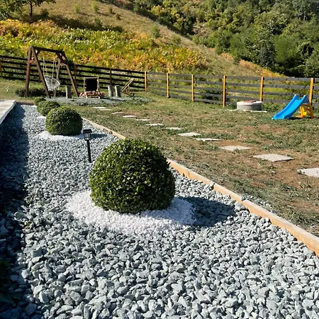 Vikendica Anas Tuzla