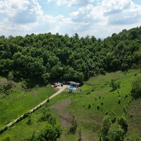 Vikendica Anas * Tuzla